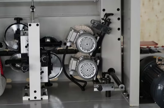 Automatic Pre-Milling Edge Banding Machine